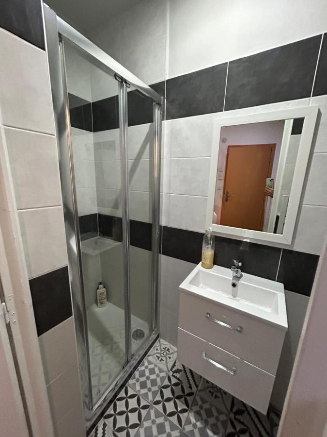 Apartmán Les Balences - Jolie Studio Place Jean Jaures Beziers -Wifi Exteriér fotografie